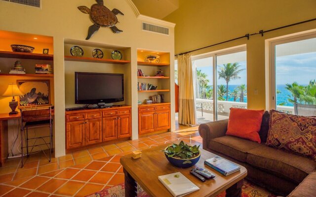 Golfers Paradise Across From Palmilla Beach at Villas del Mar 212