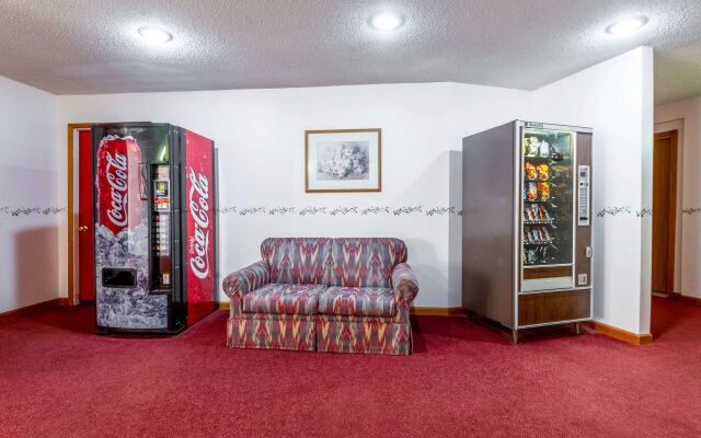 Econo Lodge Lakeshore