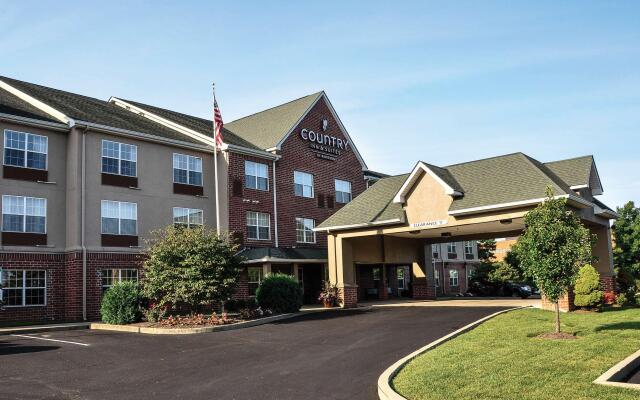 Country Inn & Suites by Radisson, Fairborn South, OH