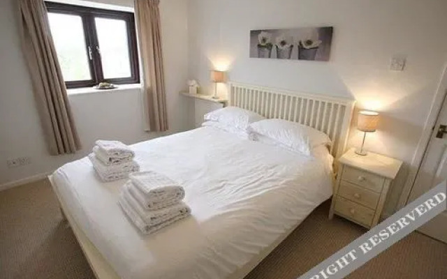 Quay Holidays - Harbourside Park