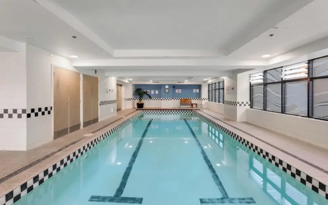 City Hideaway 1 BR Apt with Pool - Gym