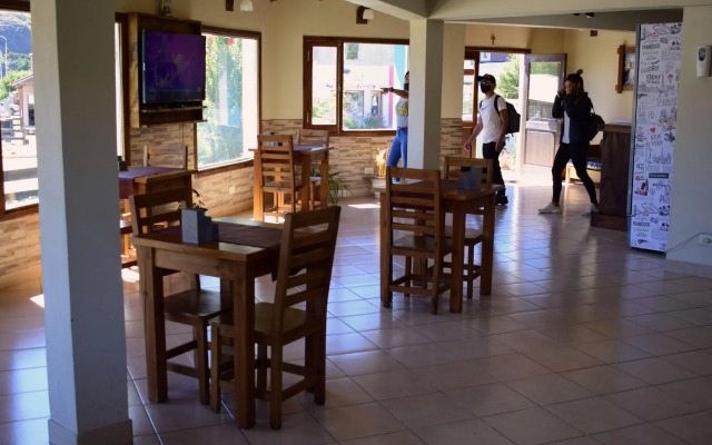 Hosteria El Alamo
