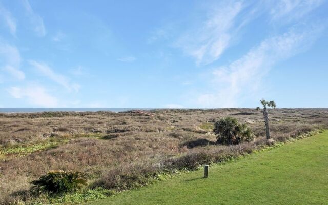 Island 112 3 Bedroom Condo