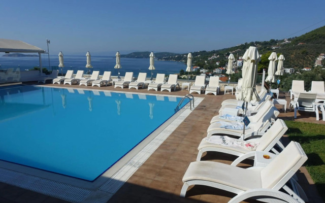 Rene Hotel