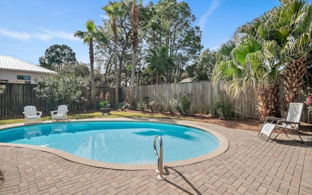 "the Beachy House" 27 Sandestin Estates