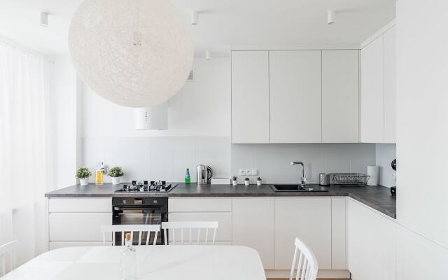 Metro Centrum Light Apartment