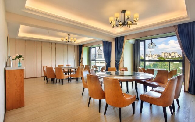 HomePlus LiYu Hotel