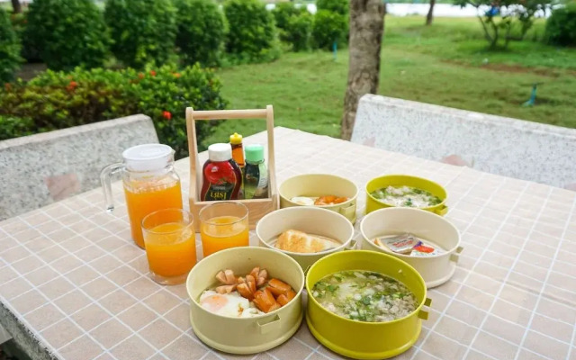 Beung Sampathuan Fishing & Resort
