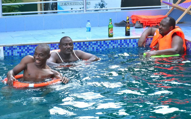 Stunning 3 Bedroom Apartments,Lekki Phase 2 & Hotels in Awoyaya