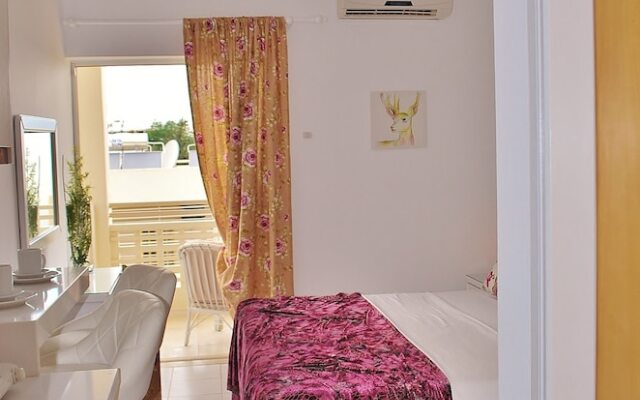 Stella Maria Apartments