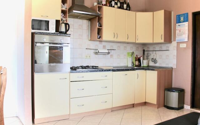 Simplistic Marijas Apartment in Fažana near Sea Beach