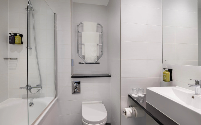 Holiday Inn Huntingdon - Racecourse by IHG