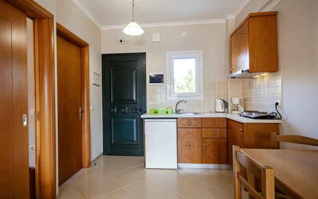 Robolla Beach Apart Hotel