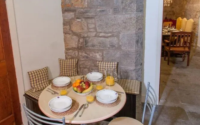 Royal Mile Apartments