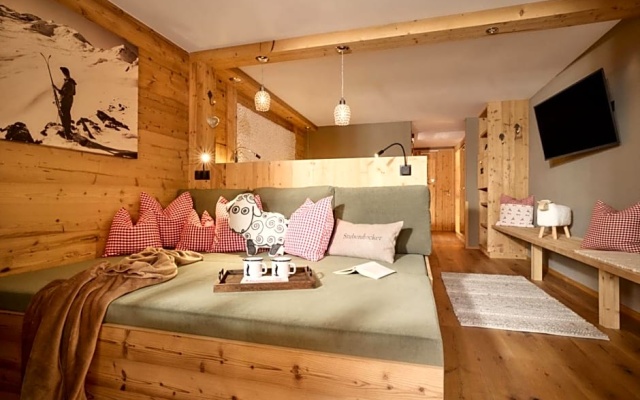 Hotel Alpenfriede