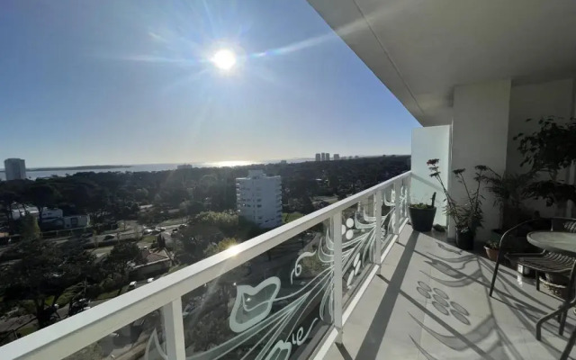 Punta Location Apartments - Yoo by Owner