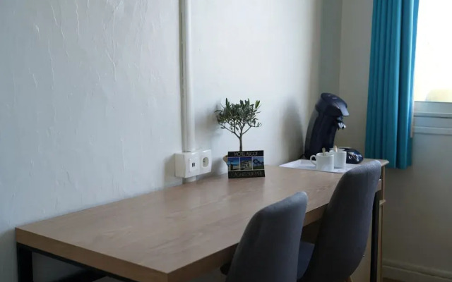 MOTEL ASCOT - Hôtel & Appartements