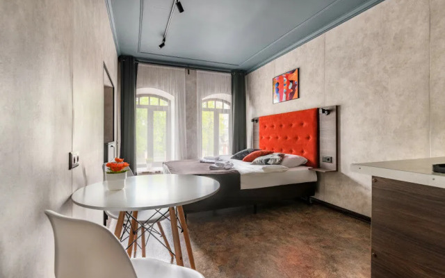 Питер Пэлас на Лиговском пр-те, д. 141