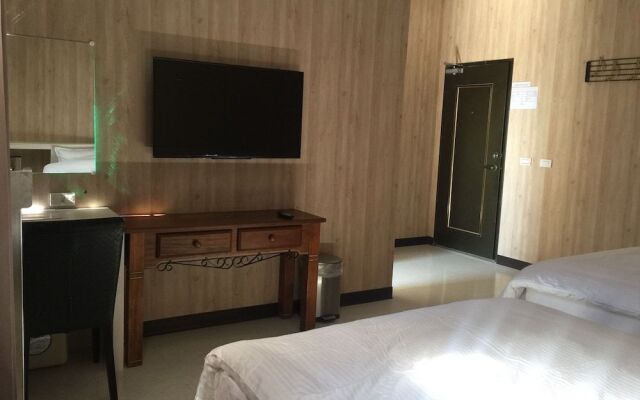 Jia-Jia Business Hotel