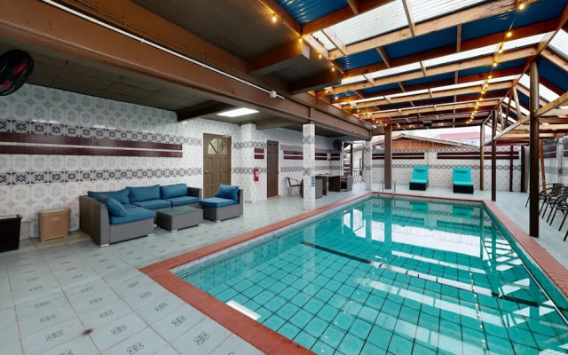 Regency Suites Hotel