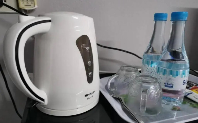 RoomQuest Bangkok Ratchada