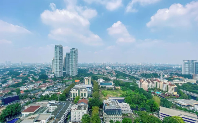 Nice And Homey Studio Apartment At Kemang Mansion