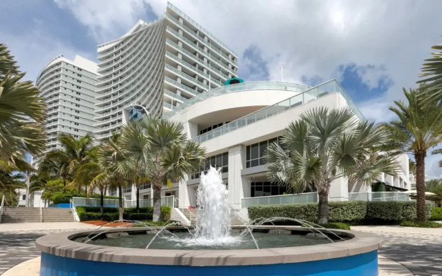Pelicanstay in W Hotel Ft. Lauderdale