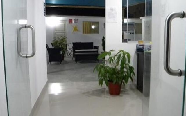 Icthus Paracas Backpacker House