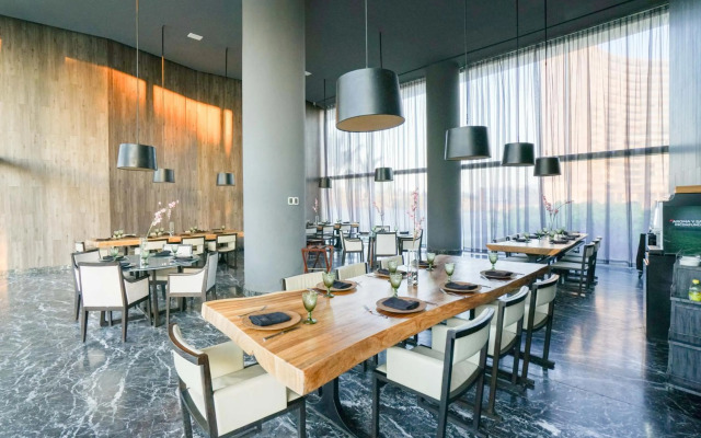 HostPal Luxury apartment Diamante La isla