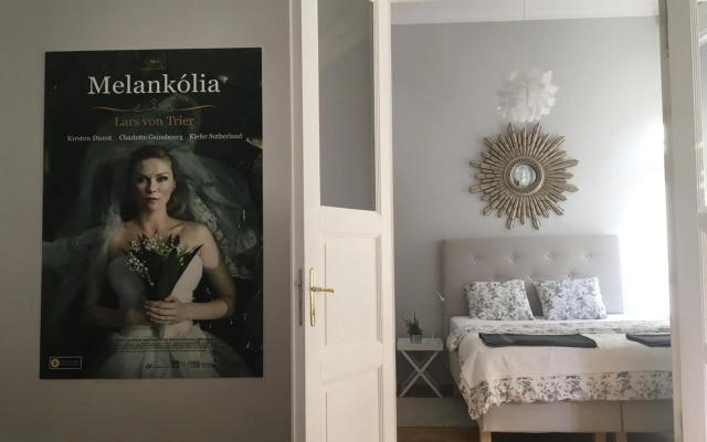 Alma's Romantic Getaway