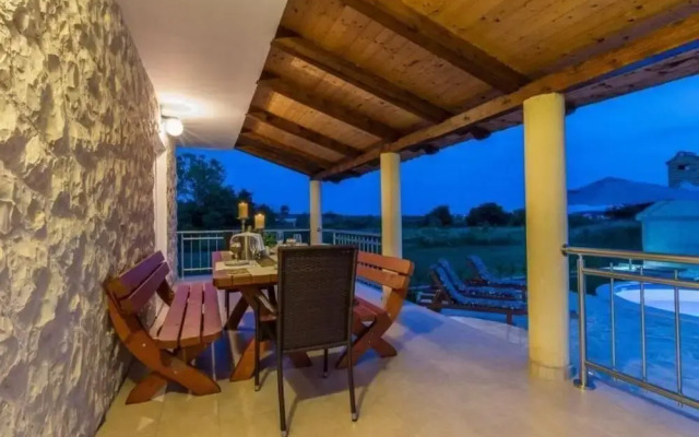 Villa Natur with a heated pool
