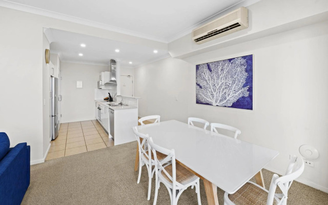 Macquarie Waters Boutique Apartment Hotel
