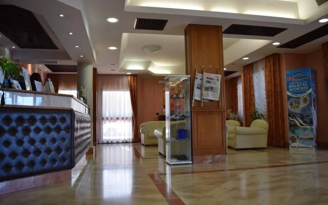 Hotel Palace 2000