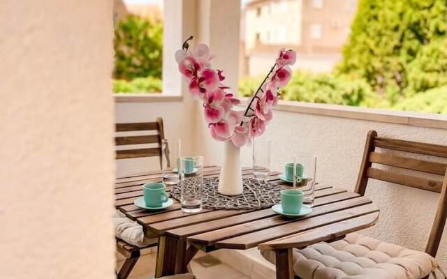 Central Apartment Bol