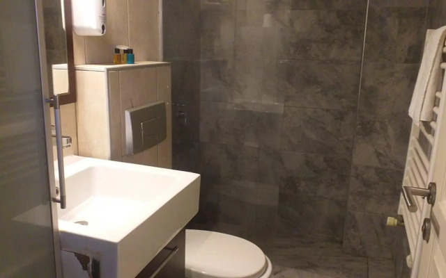 The Hera Suit Hotels