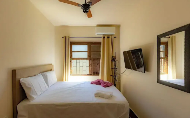 Casa 3 Quartos com Wi-fi Ar e Churrasqueira