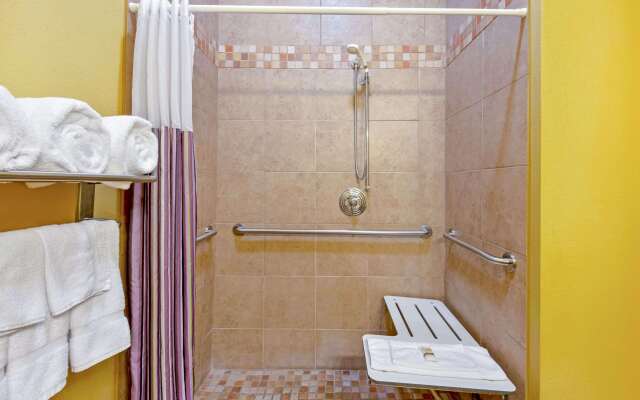 La Quinta Inn & Suites Eastland