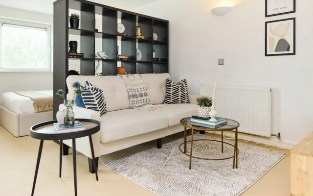 The River Thames Hideout - Modern 1bdr Flat