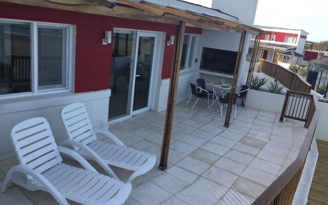 Club de Mar Terrazas Cayasta