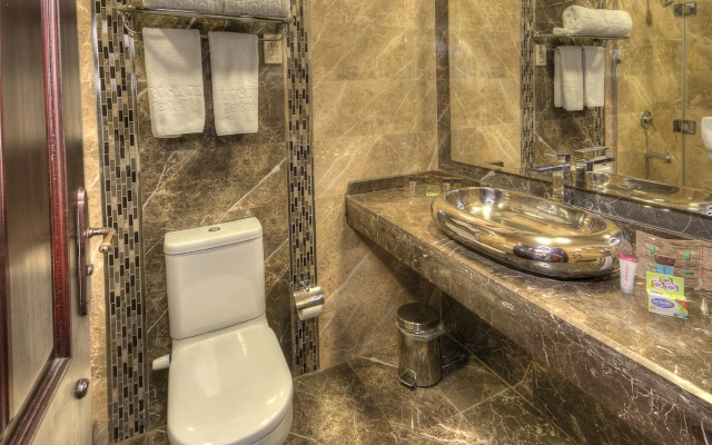 Africana Hotel & Spa