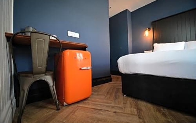 the Continental Boutique Residence