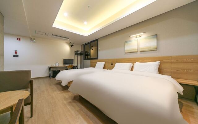 Yeongcheon The Best Hotel