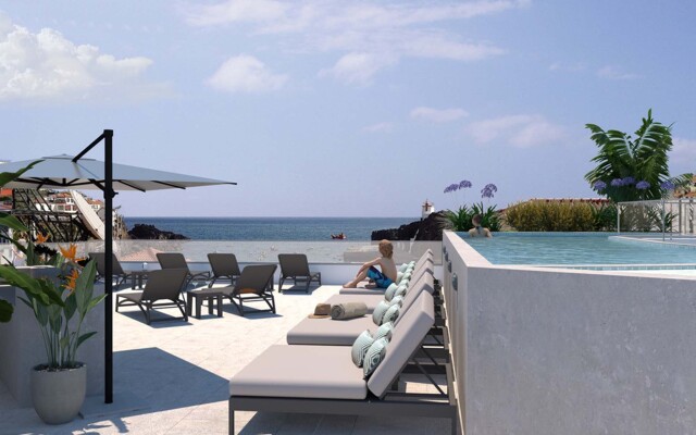 Pestana Fisherman Village