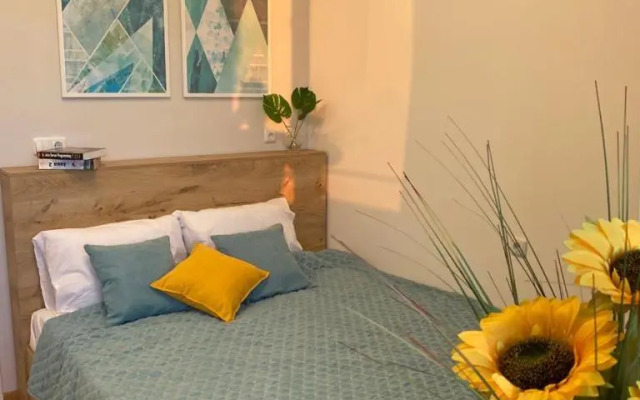 Beautiful apartment with 3 balconies in the center of Yerevan