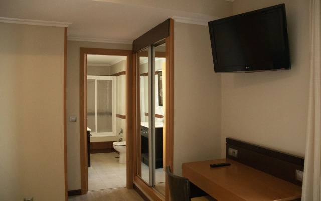 Hotel Alda Bonaval