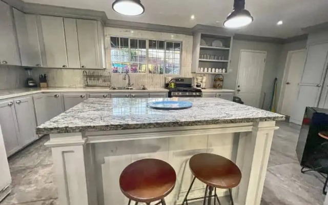 Villa Isabella Discovery Bay