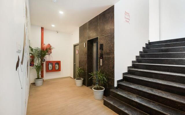 OYO Townhouse 217 The Awadh Airport