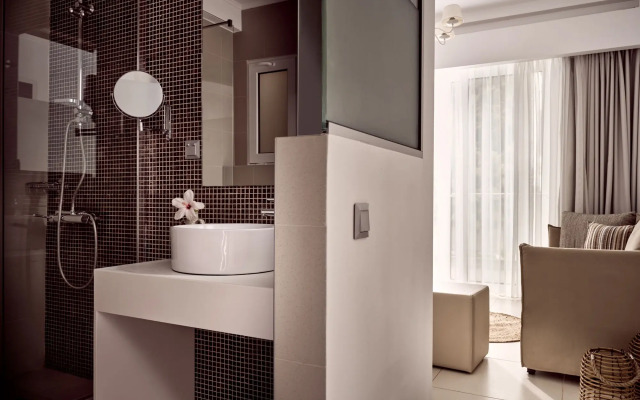 Troulis Aparthotel