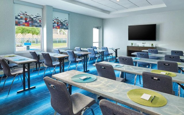 Aloft Plano