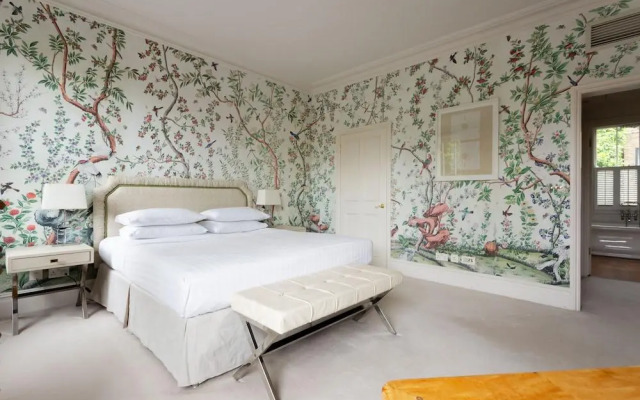 Warwick Gardens II by onefinestay